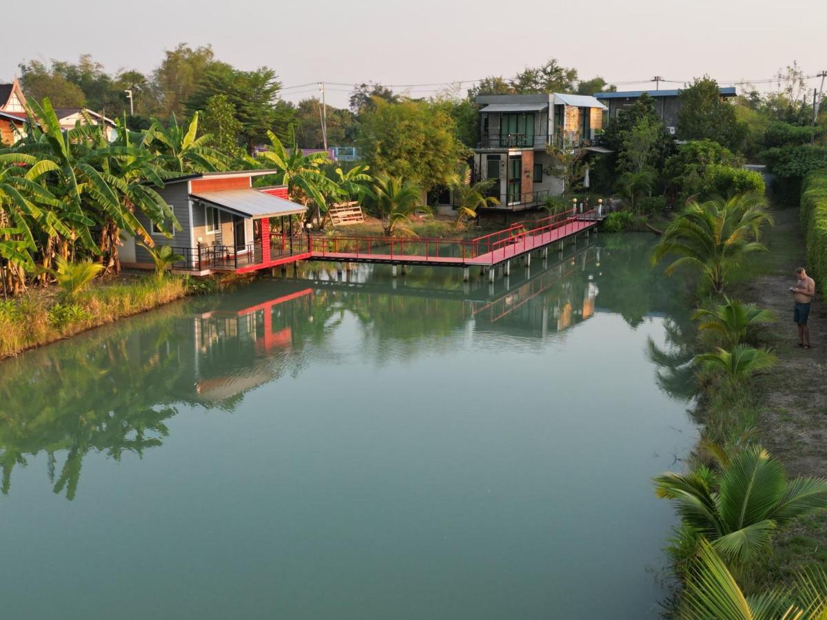 Falik Farm Stay Ayutthaya Eksteriør bilde