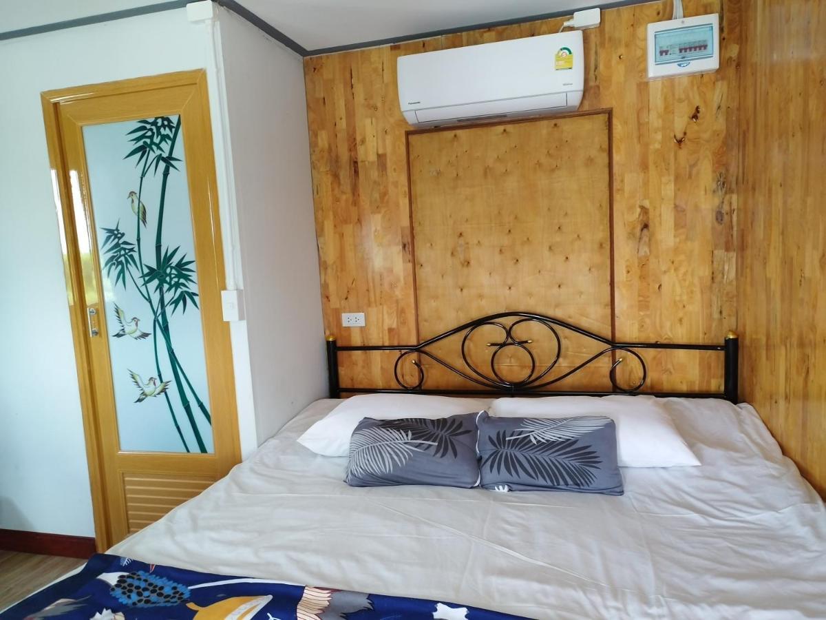 Falik Farm Stay Ayutthaya Eksteriør bilde